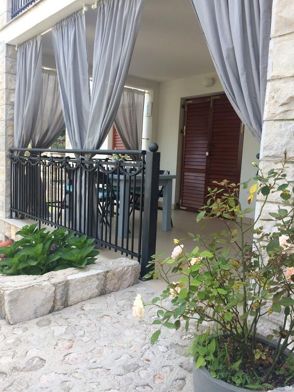 Apartments Fig&Olive Затон Екстер'єр фото